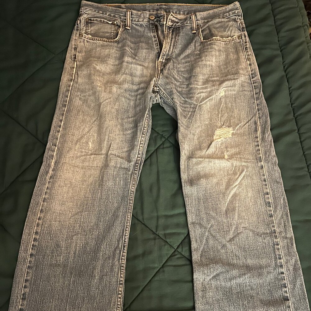 Levi's 569 jeans size 33 x 30